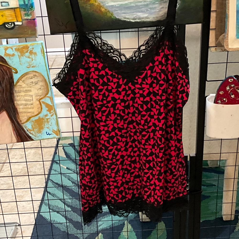 Susan Graver Black and Pink Geometric Lace Cami